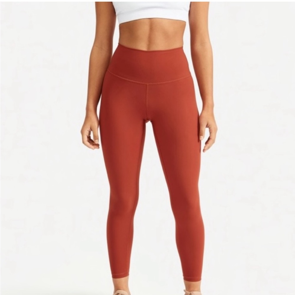 🌿Everlane Renew Performance Leggings